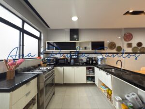 19432547-98d6-48a8-bd7b-b24ffab11090