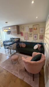 5C98B3EC-3279-4483-9CE5-656EB3BC7BE4