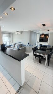 42747336-B769-4E21-B417-041BC4BD5932